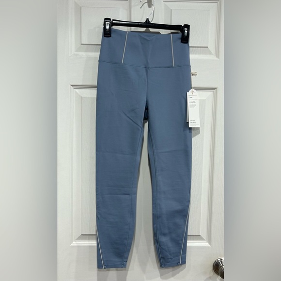 Vuori Women's XL Evolve Lunar Legging Cloud White Grey Blue NWT High-Waisted - Picture 1 of 8